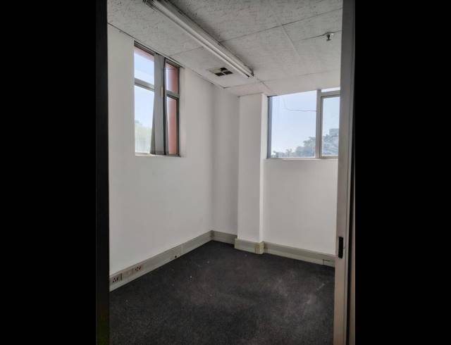 OFFICE PROPERTY TO RENT IN NORTH BEACH